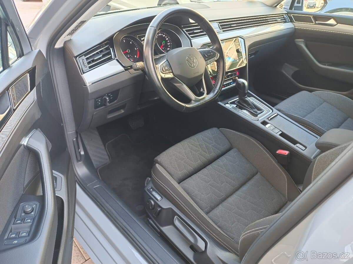VW Passat B8 Variant 2.0TDI 110kW DSG - záruka Autodraft
