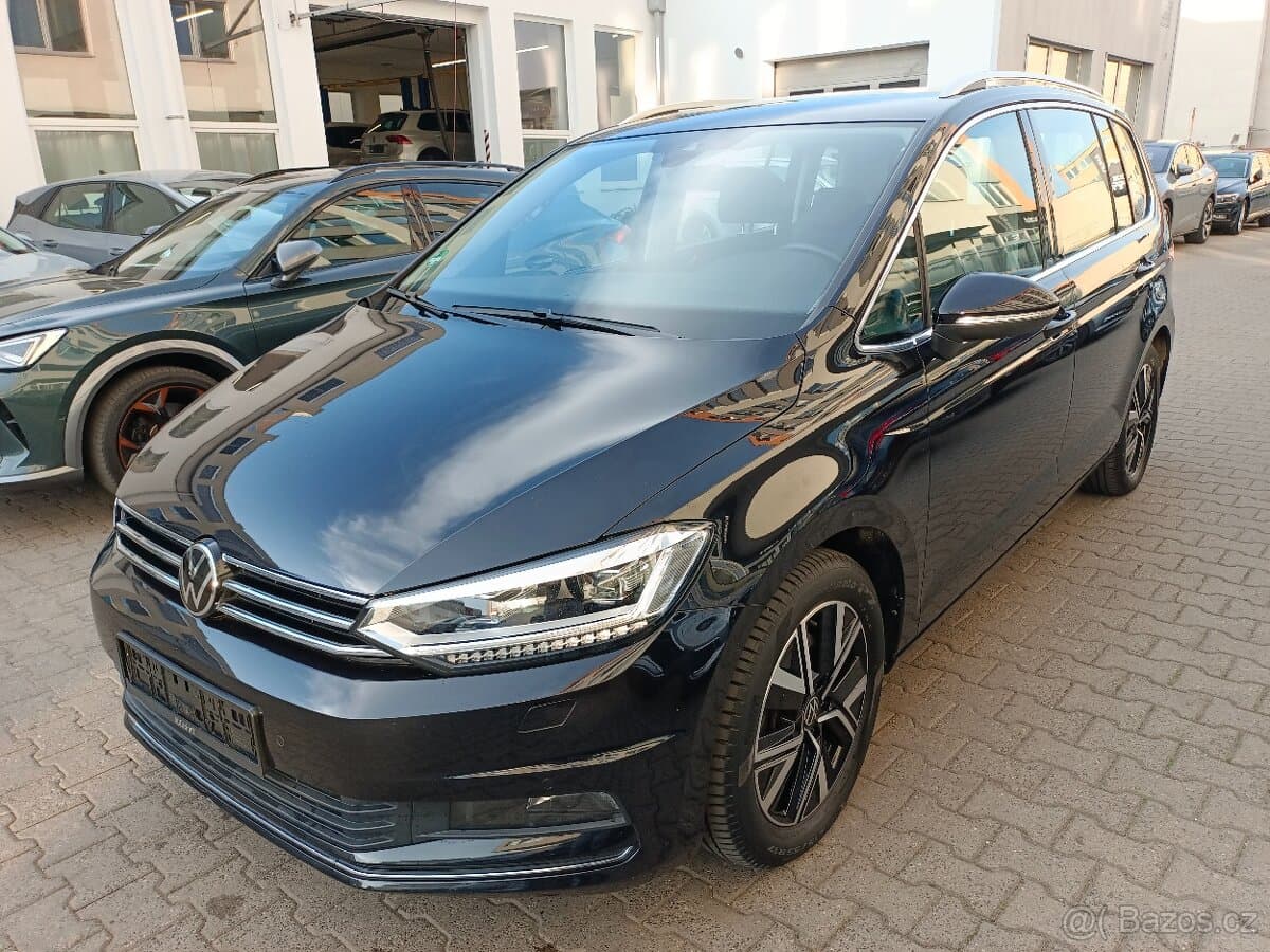 Volkswagen Touran Highline 1.5 TSI 110kW - záruka Autodraft