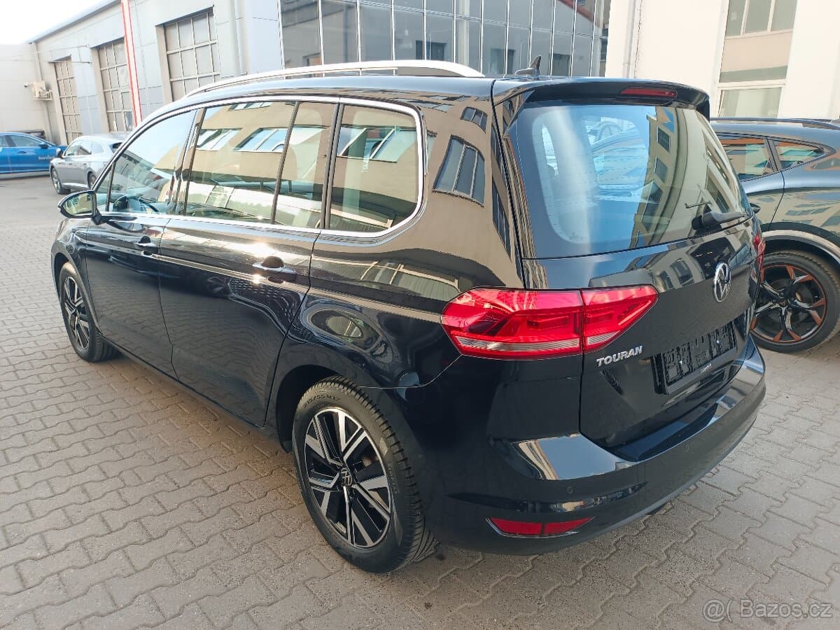 Volkswagen Touran Highline 1.5 TSI 110kW - záruka Autodraft