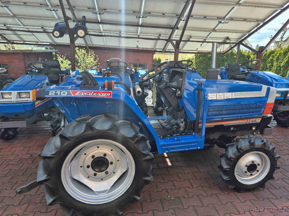 Japonský malotraktor Iseki TA 210 F 21 HP, 4x4,