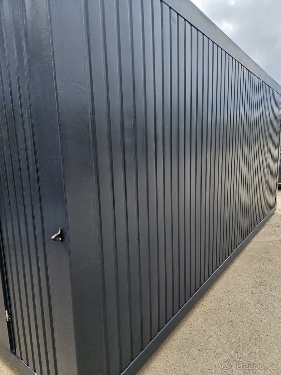 Obytný kontejner 6×2.5m – TOP STAV