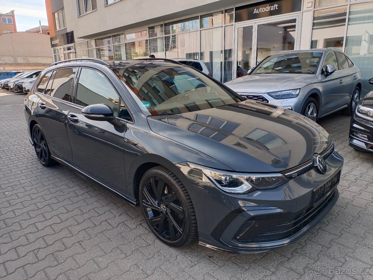 VW Golf 8 Variant 2.0TDI 110kW DSG R-Line - záruka Autodraft
