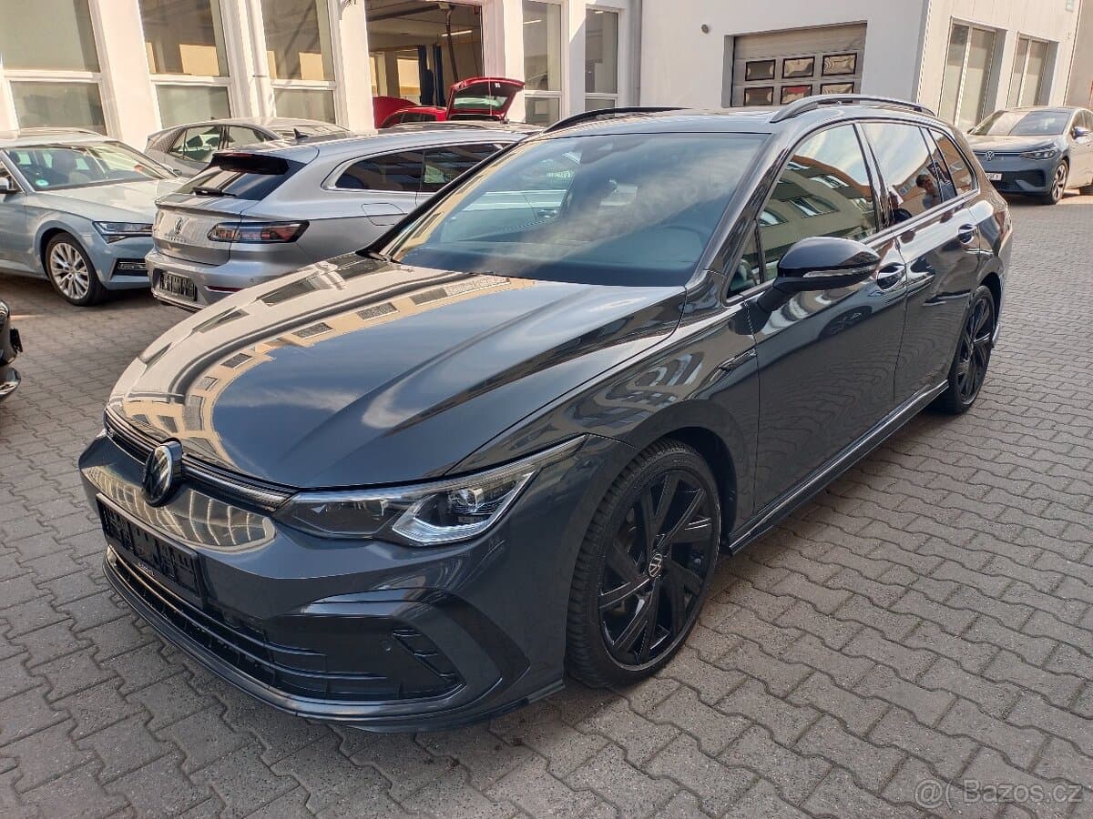 VW Golf 8 Variant 2.0TDI 110kW DSG R-Line - záruka Autodraft