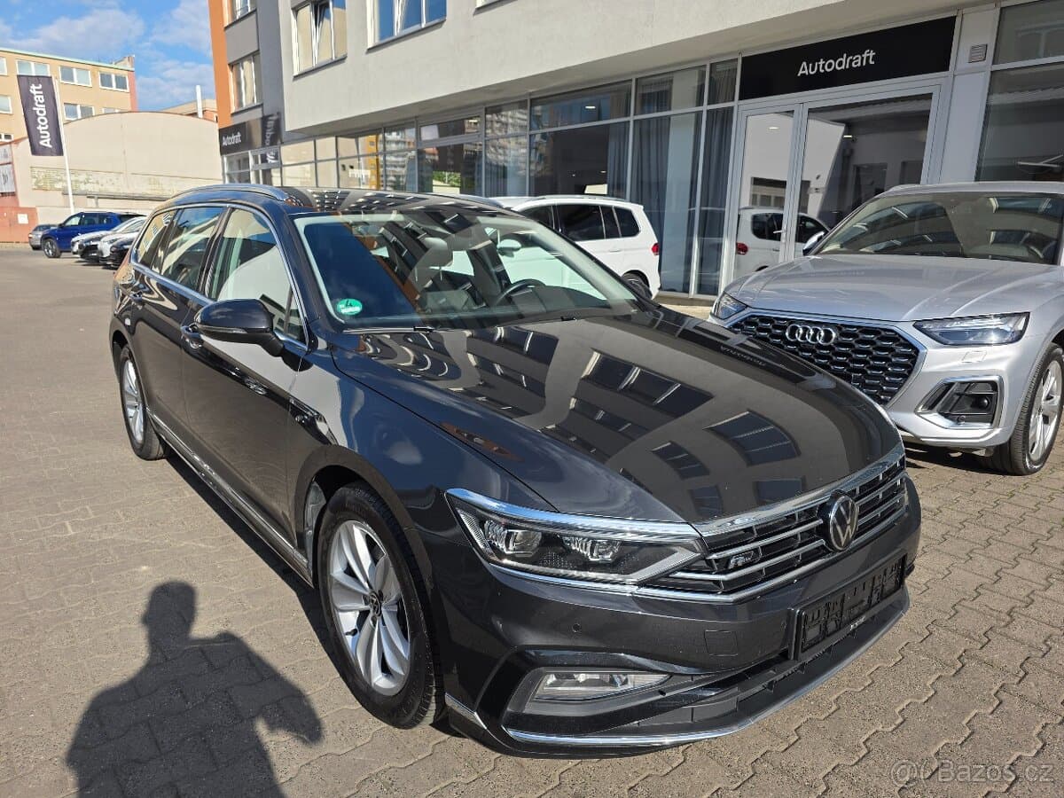 VW Passat B8 Variant TDI 4x4 DSG R-line - záruka Autodraft