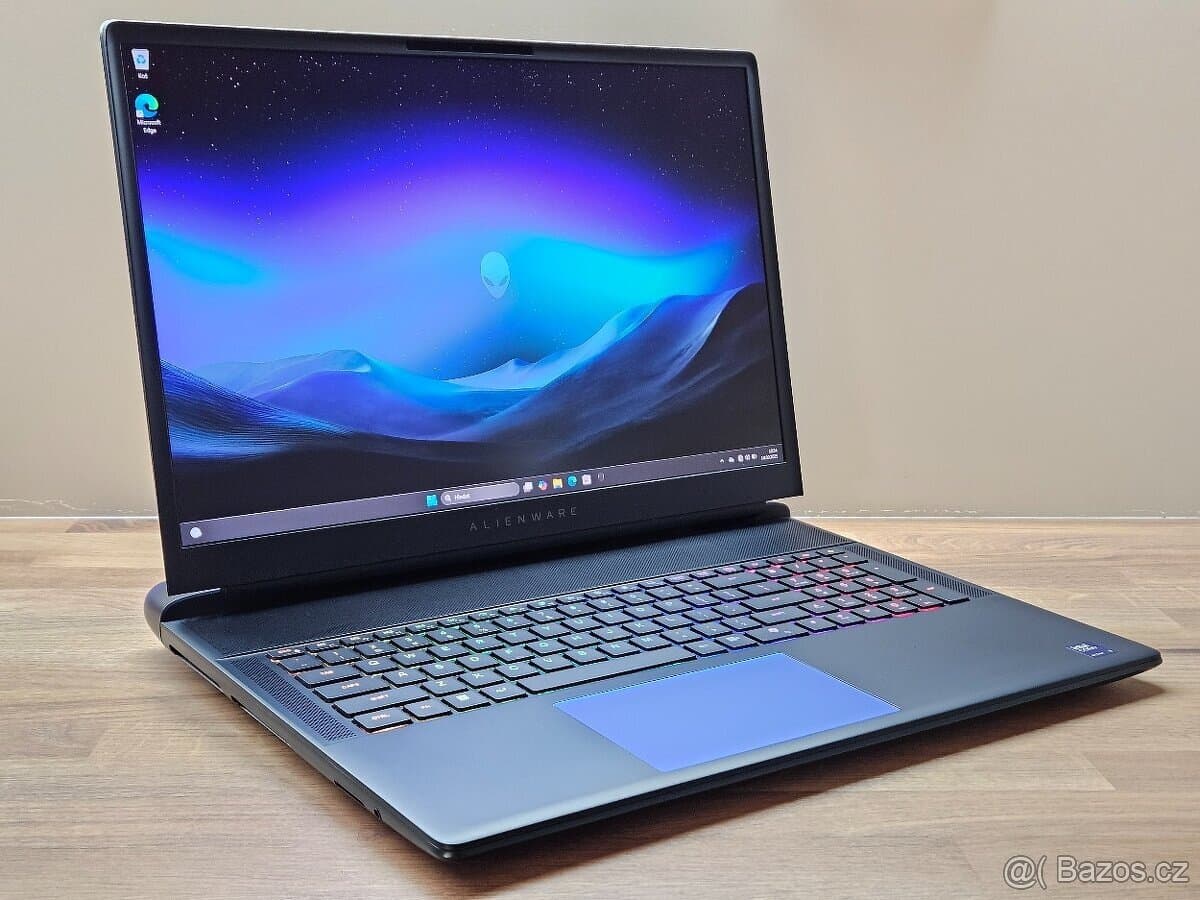 18"_ALIENWARE 18 AREA-51_U9-275HX_16GB_1TB_RTX 5080 16GB