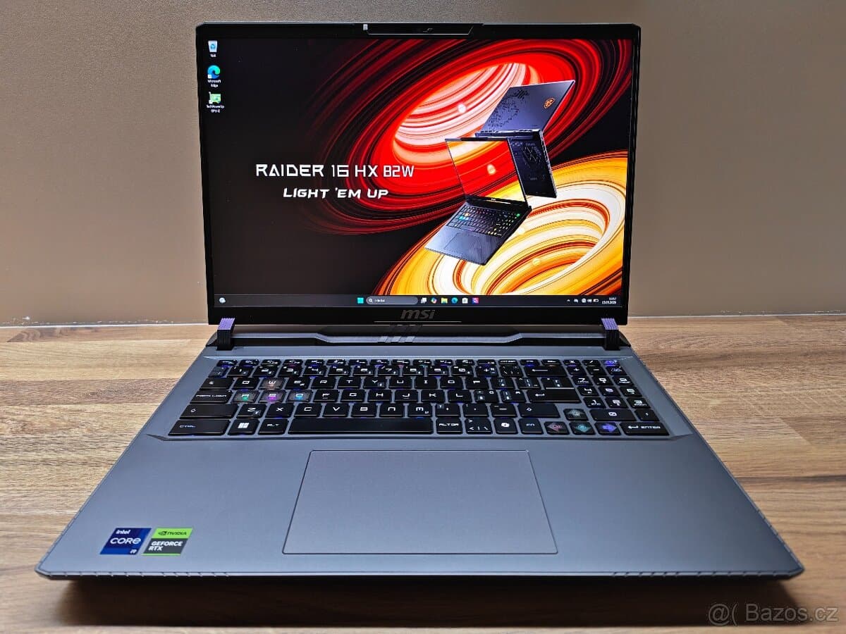 RTX 4080 12GB_MSI VECTOR 16 HX_i9-14900HX_32GB_16" 240HZ 2K