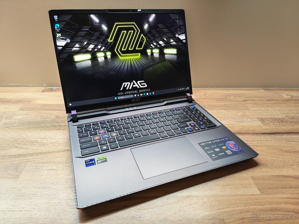 240HZ QHD_MSI VECTOR GP68HX 13VH_i9-13980HX_RTX 4070 8GB