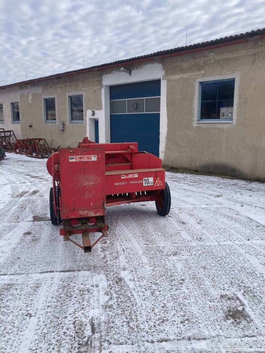 Massey Ferguson 15-8