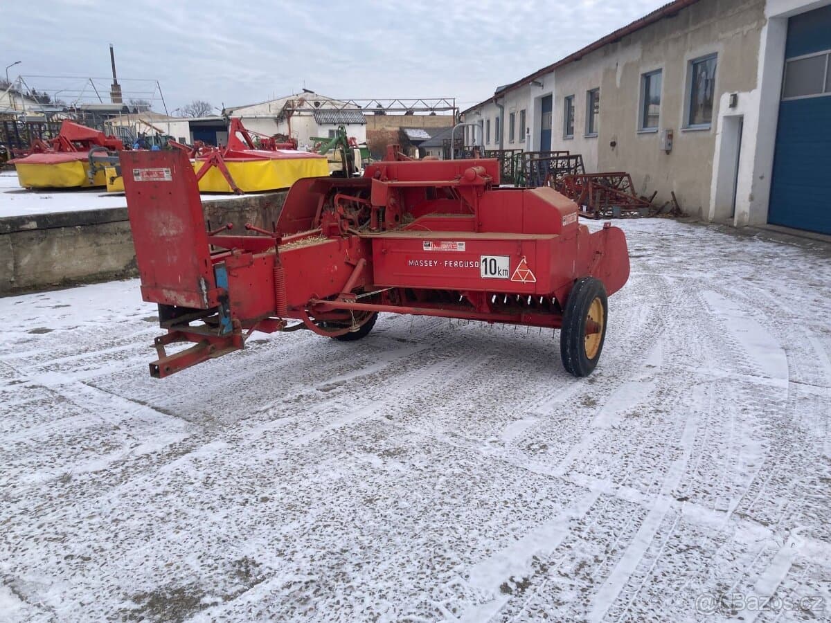 Massey Ferguson 15-8