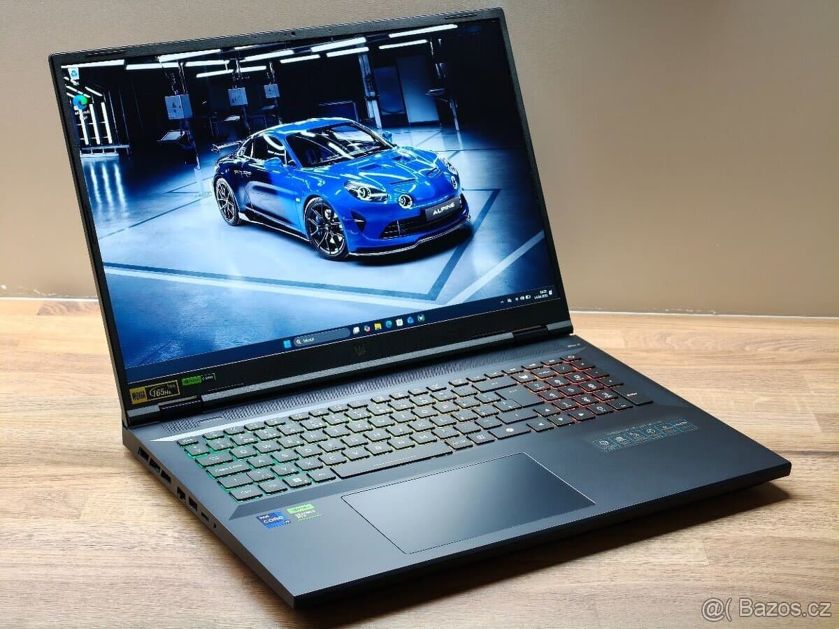 18"_PREDATOR HELIOS 18_i9-14900HX_32GB_1TB_RTX 4060 8GB