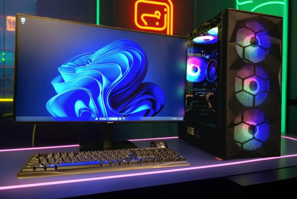 Herní PC sestava 5700