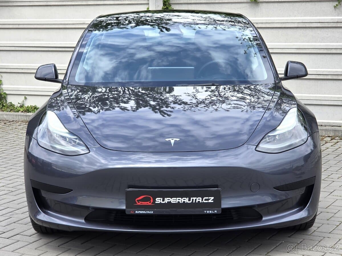 Tesla Model 3 SR+ / Tažné zař. / SOH 94.3% / NEHAVAROVÁNO