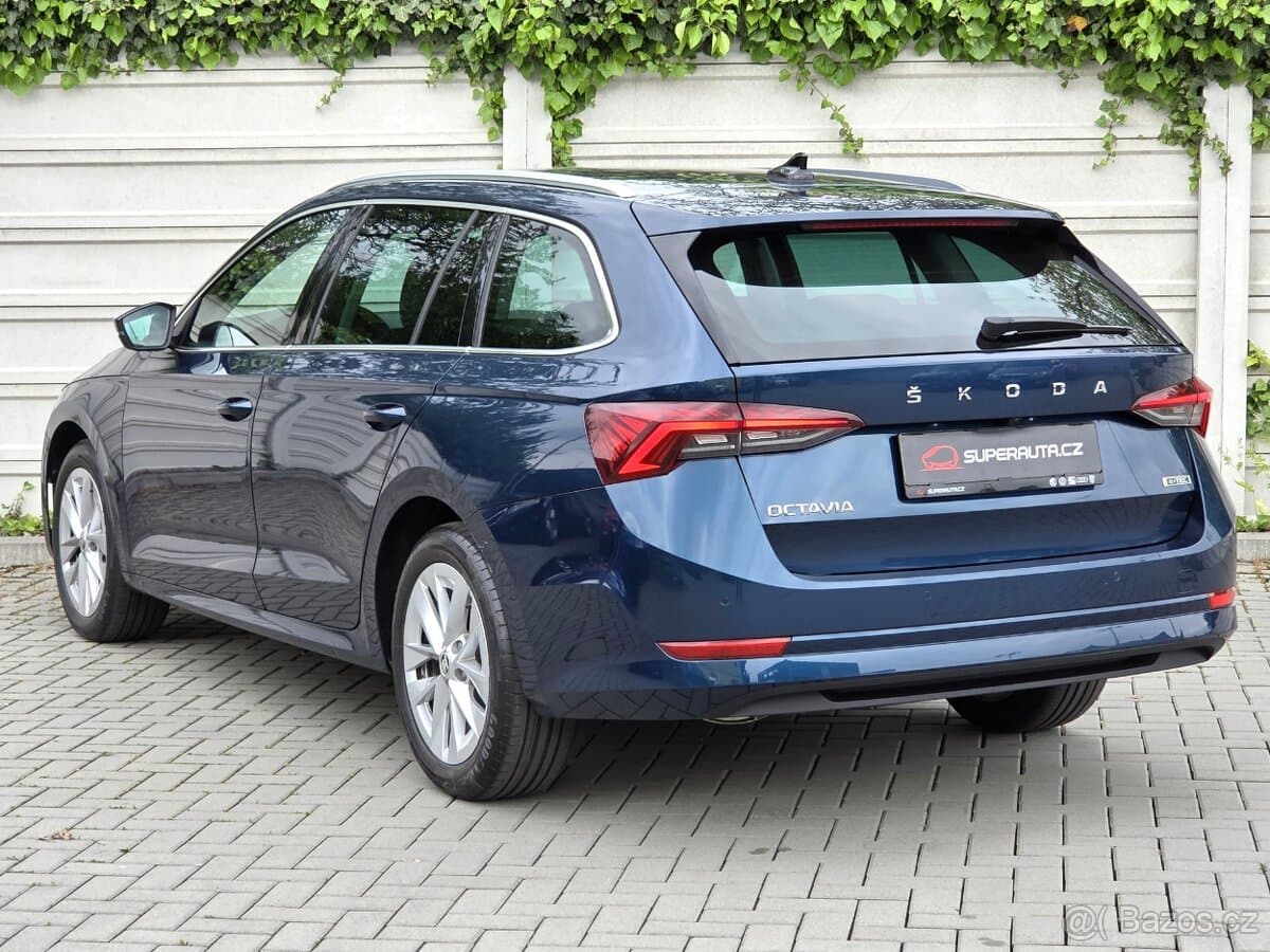 Škoda Octavia 1.5eTSi DSG Style Plus / Matrix / NEHAVAROVÁNO