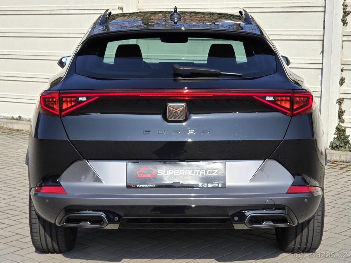Cupra Formentor 2.0TSI DSG 4x4 / koup. v ČR / Tovární záruka