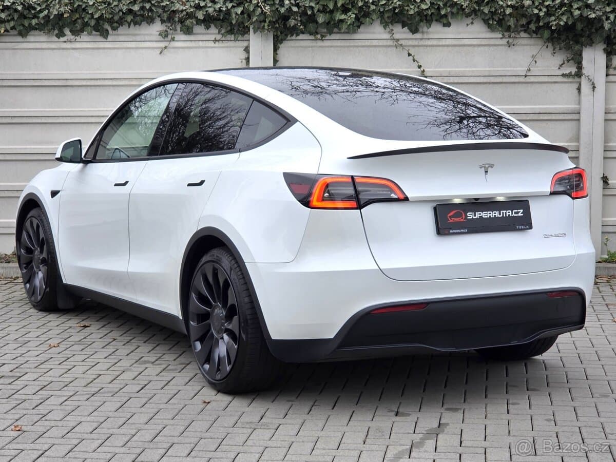 Tesla Model Y Performance Plná Tovární Záruka SOH 94.1%