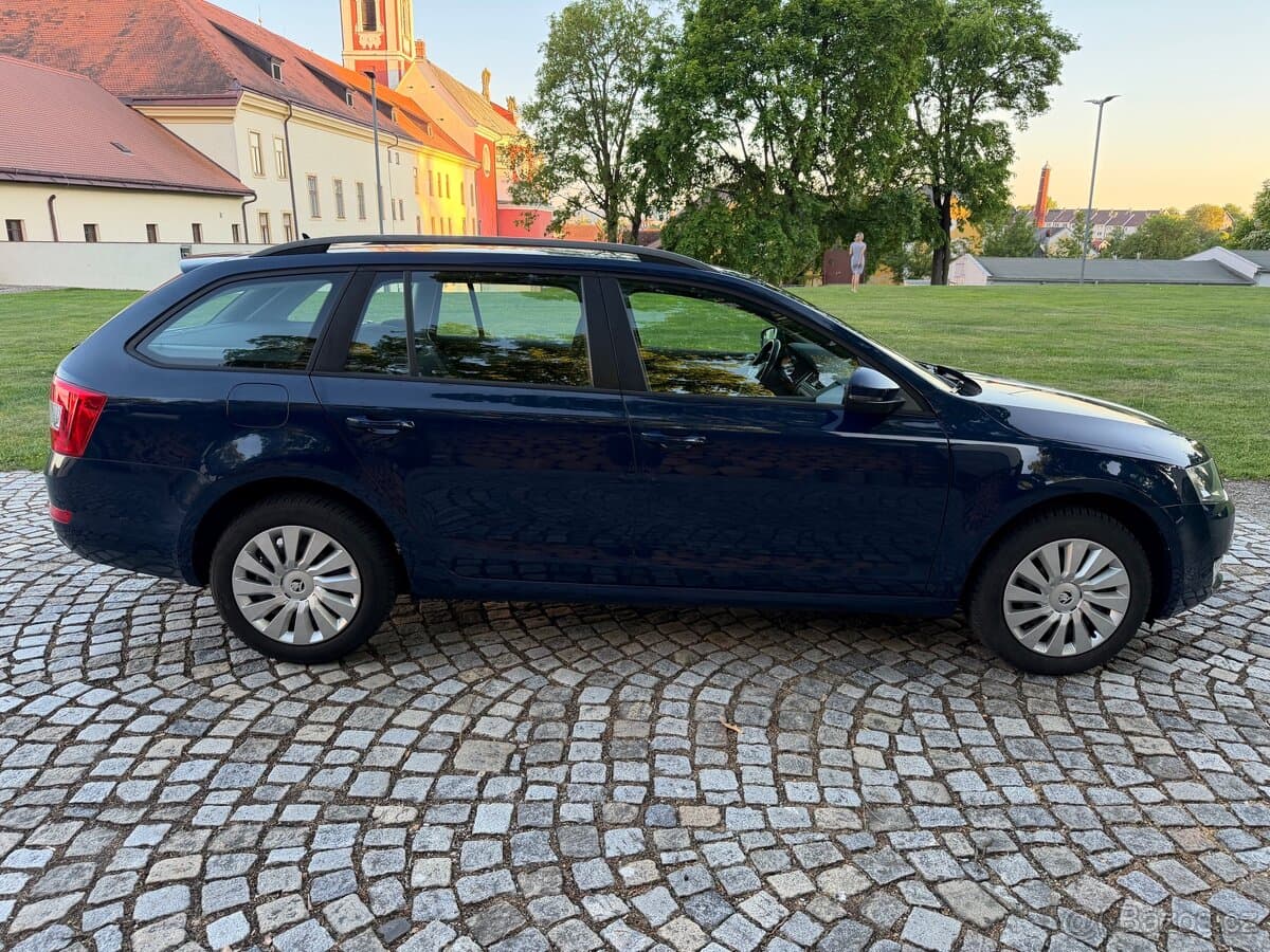 Škoda Octavia 3 1.2 tsi 77kw combi nová STK výhřevy Webasto