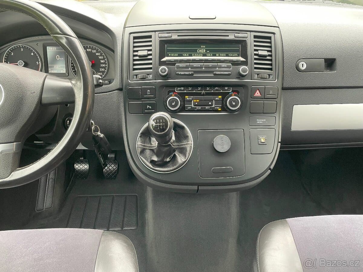 VW Multivan 103kw MATCH edition SANDBEIGE - ALCANTARA