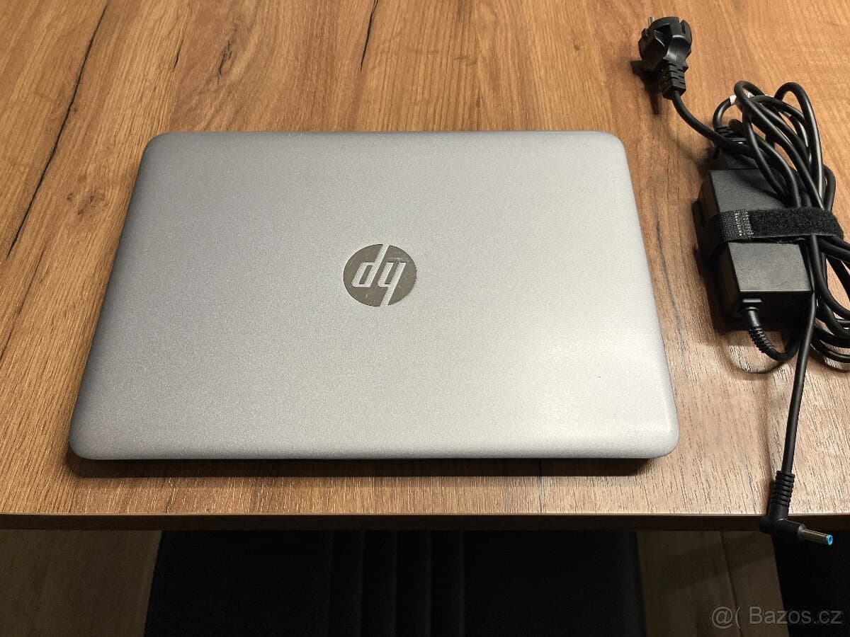 UltraBook HP EliteBook 820 G3 NOVÁ Baterie-i5-RAM 8GB-SSD