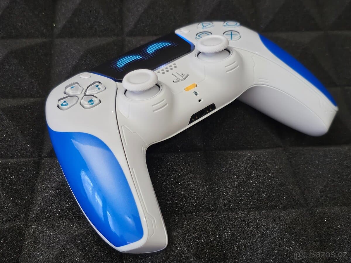 OVLADAČ PS5 / ASTRO BOT 2