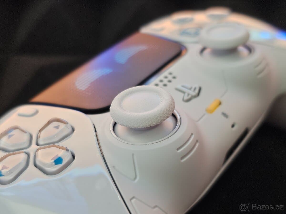 OVLADAČ PS5 / ASTRO BOT 2