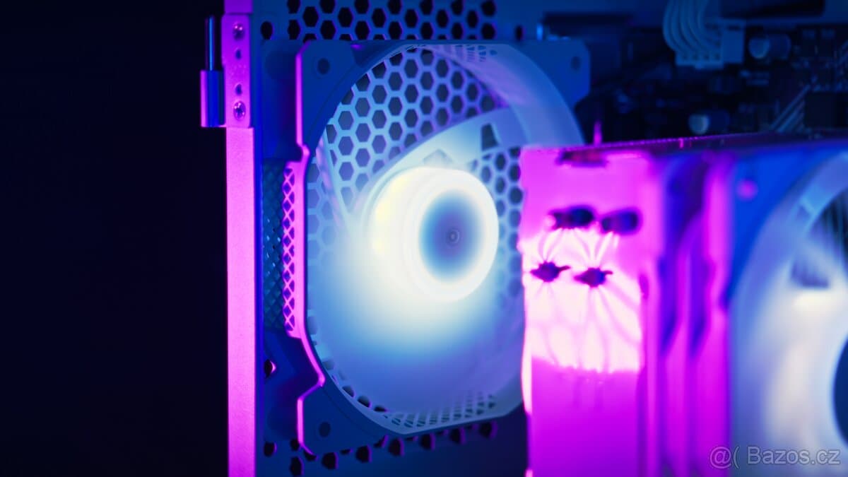 Herní PC - RTX 3070 / Ryzen 5 5600X / 1TB / 16GB - záruka