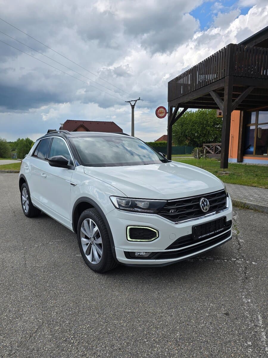 Volkswagen T-Roc TSI R-LINE, 70tkm, NAVI/odp. DPH/TOP STAV
