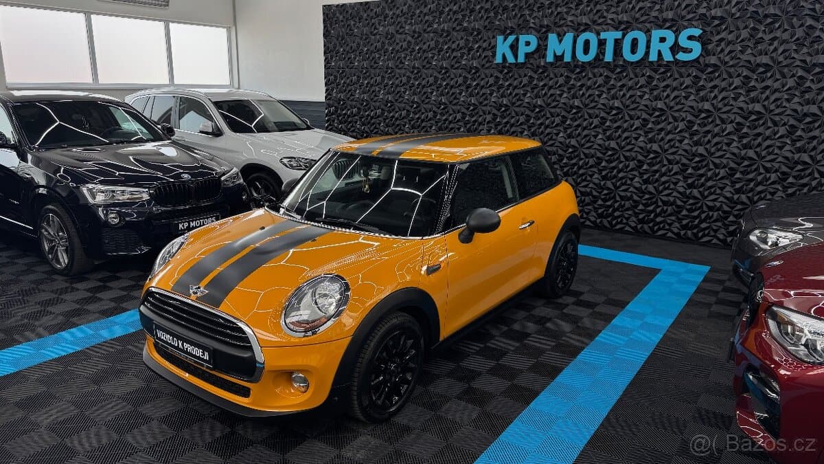 Mini One 1.2i,ČR,manuál,servis BMW