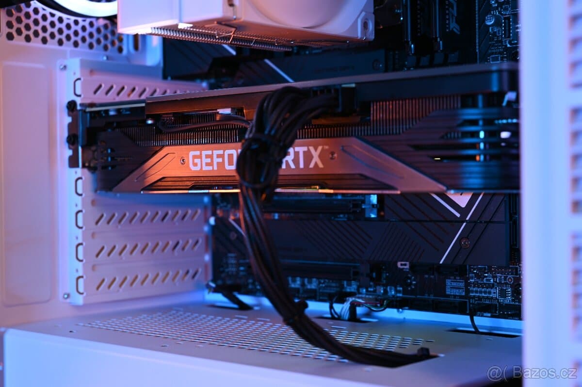Herní PC - RTX 3080 / i7-13700KF / 1TB / 32GB - záruka