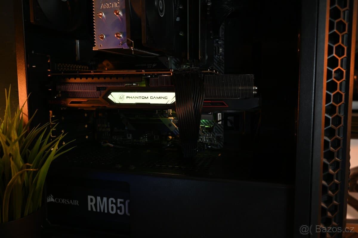 Pracovní PC - RX 6800 16GB / Ryzen 5 5600X / 1TB / 32GB - zá