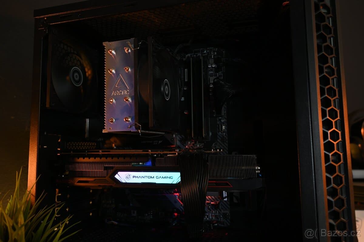 Pracovní PC - RX 6800 16GB / Ryzen 5 5600X / 1TB / 32GB - zá