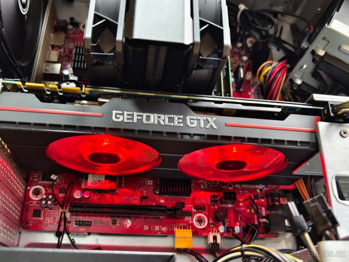 HP Omen 6jádro i7 8700, 32GB, GTX1080 8GB, SSD+HDD, záruka