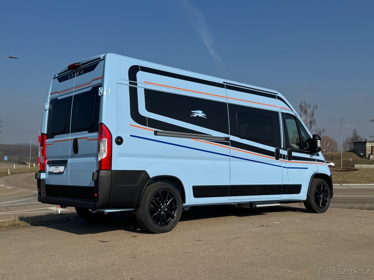 Laika Kosmo 60 Supremo l 180PS l automat l bohatá výbava