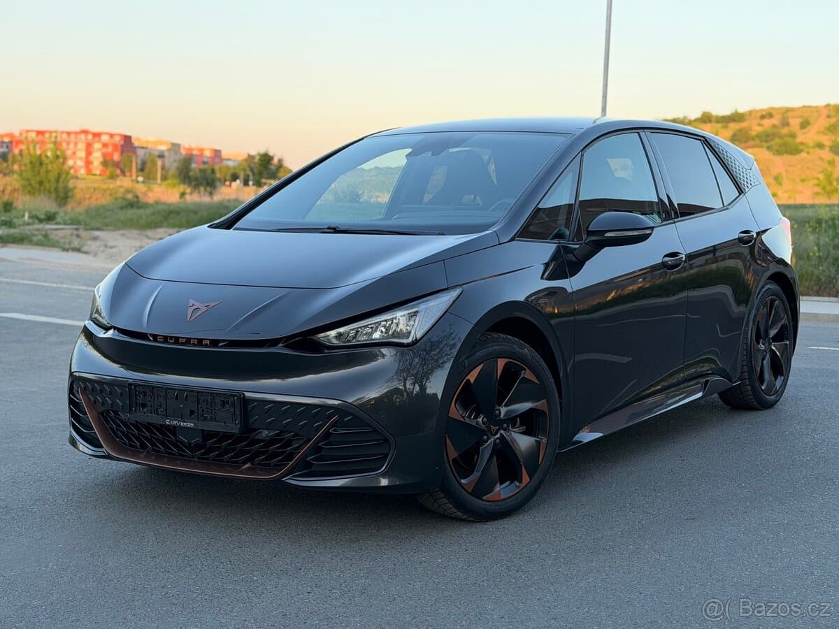 CUPRA BORN 62KW 150KW ADRENALIN VÝHŘEV /SOH 92,4%