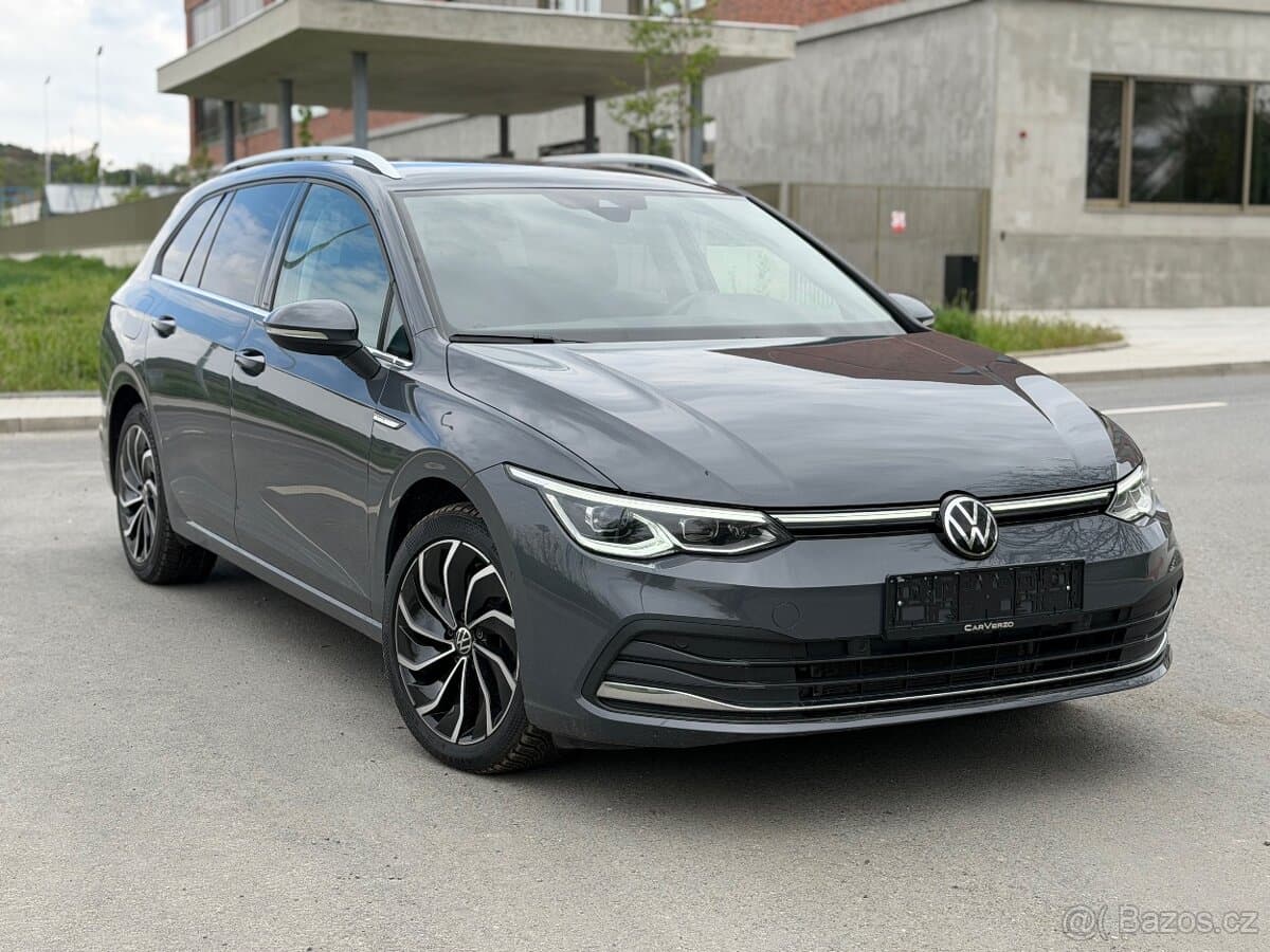 VW GOLF 8 2.0 TDI 110KW DSG STYLE IQ LIGHTS KAMERA TAŽNÝ
