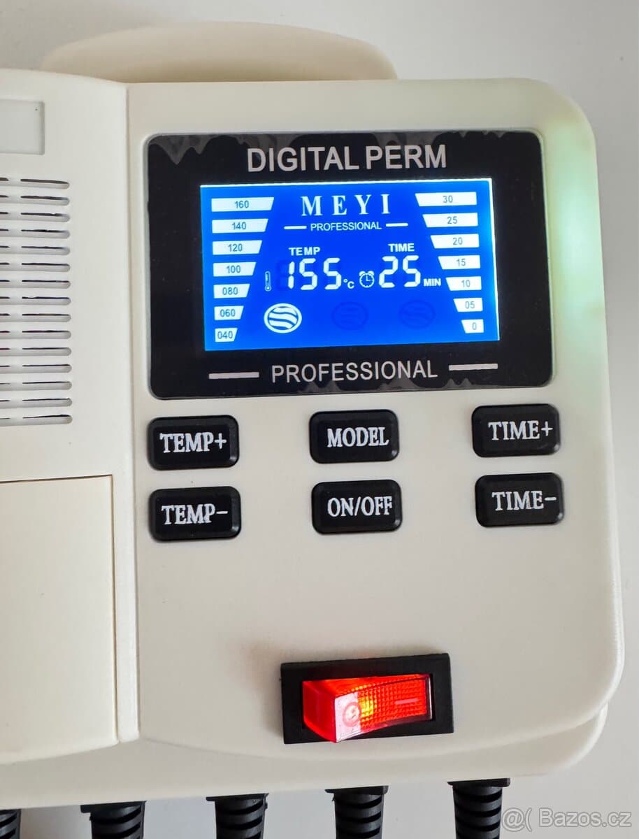 Přenosná digitální natáčka vlasů s PTC ohřevem