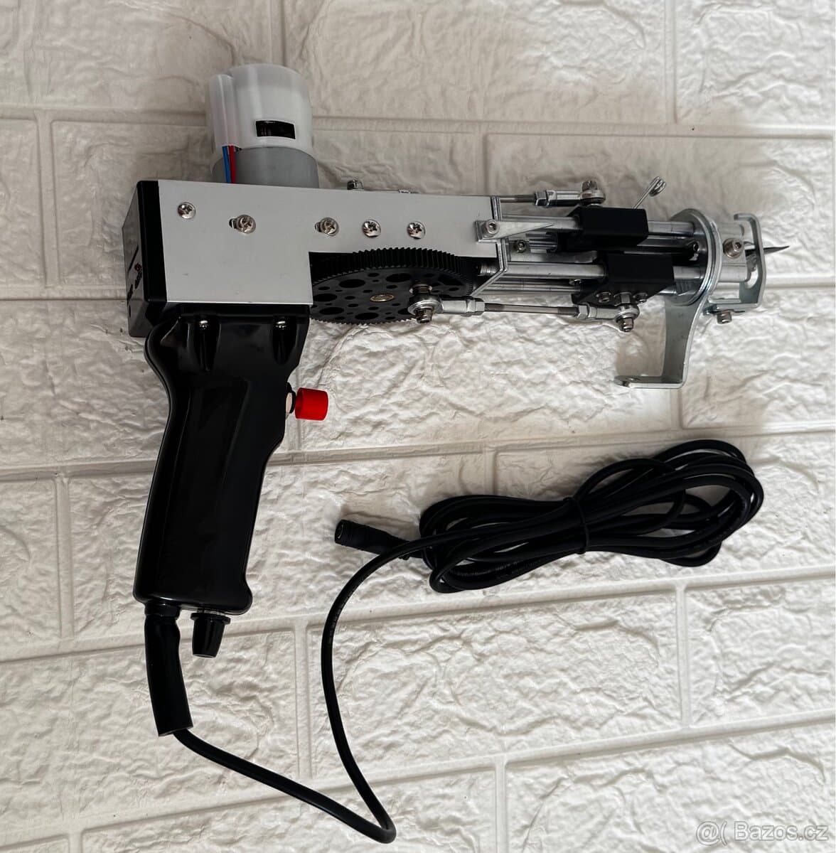 Taftovací pistole 2v1 – tufting gun, stroj na tkaní koberců
