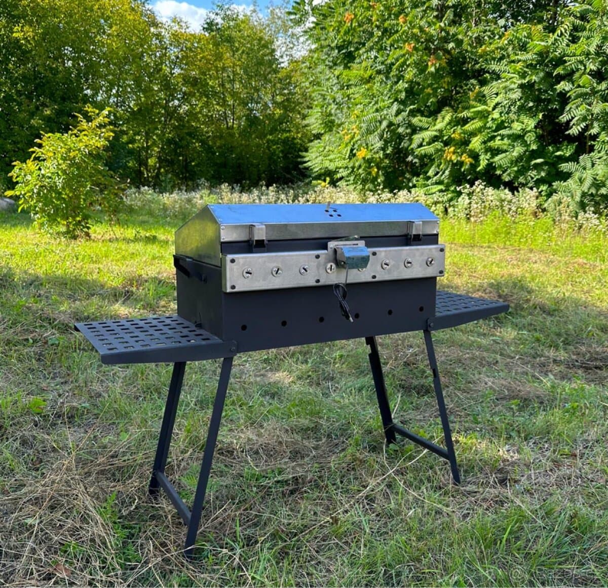 Automatický gril Kompakt na 8 špízů