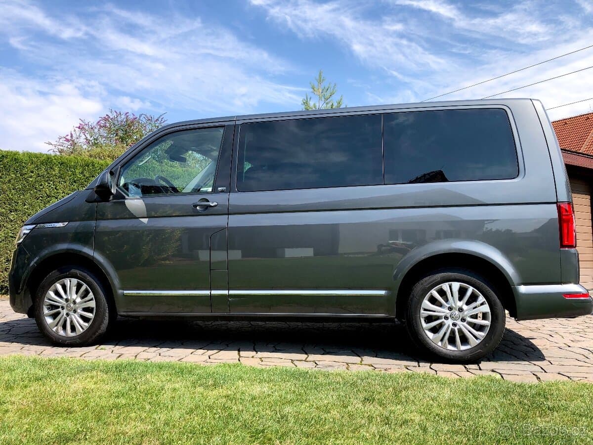 VW Multivan T6.1 4x4 GENERATION SIX DPH 108 tis. km