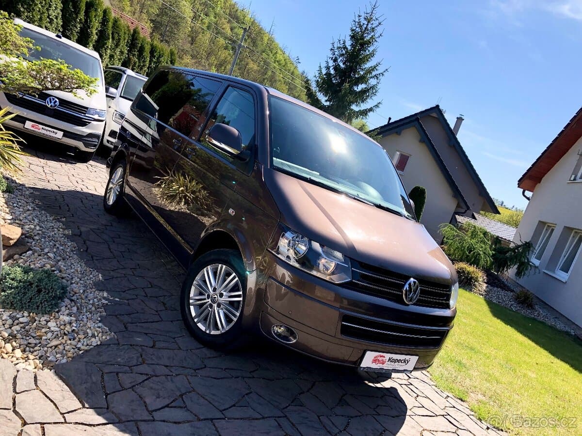 VW Multivan T5 Edice CUP ČR-8/2014-barva Toffe Braun