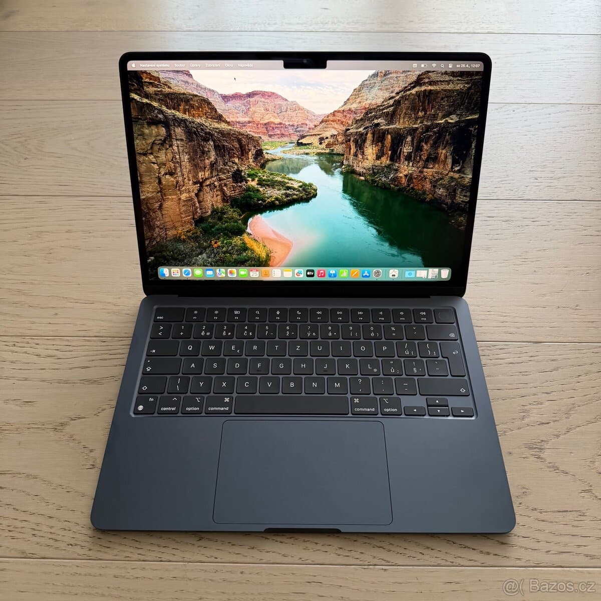 NOVÝ APPLE MACBOOK AIR 13” M3/512GB/8GB,ZARUKA APPLE 2027