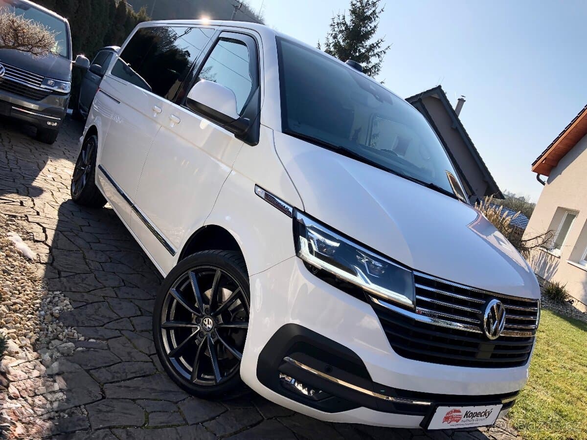 VW Multivan T6.1 4x4 GENERATION SIX-FULL LED-ALCANTARA-TAŽNÉ