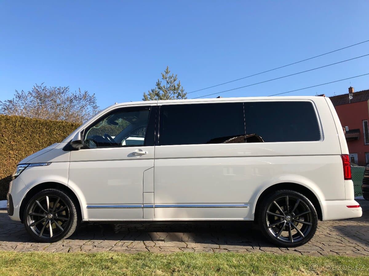 VW Multivan T6.1 4x4 GENERATION SIX-FULL LED-ALCANTARA-TAŽNÉ