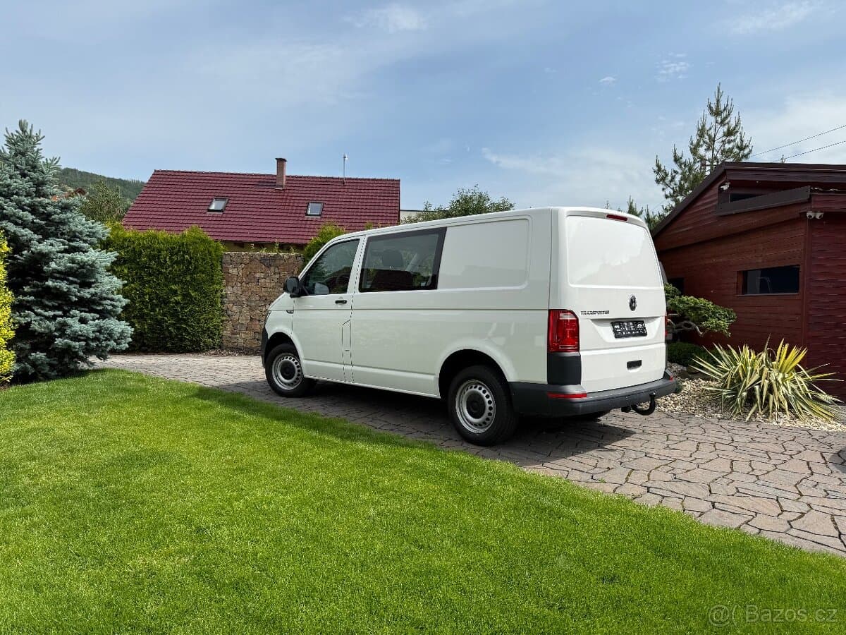 VW Transporter T6 229 tis.km Mixto barva Weis Multivan