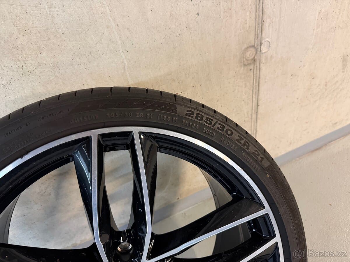 Audi ALU R21 4G0601025CE,ET25,5x112,RS6,CONTINENTAL LETNÍ