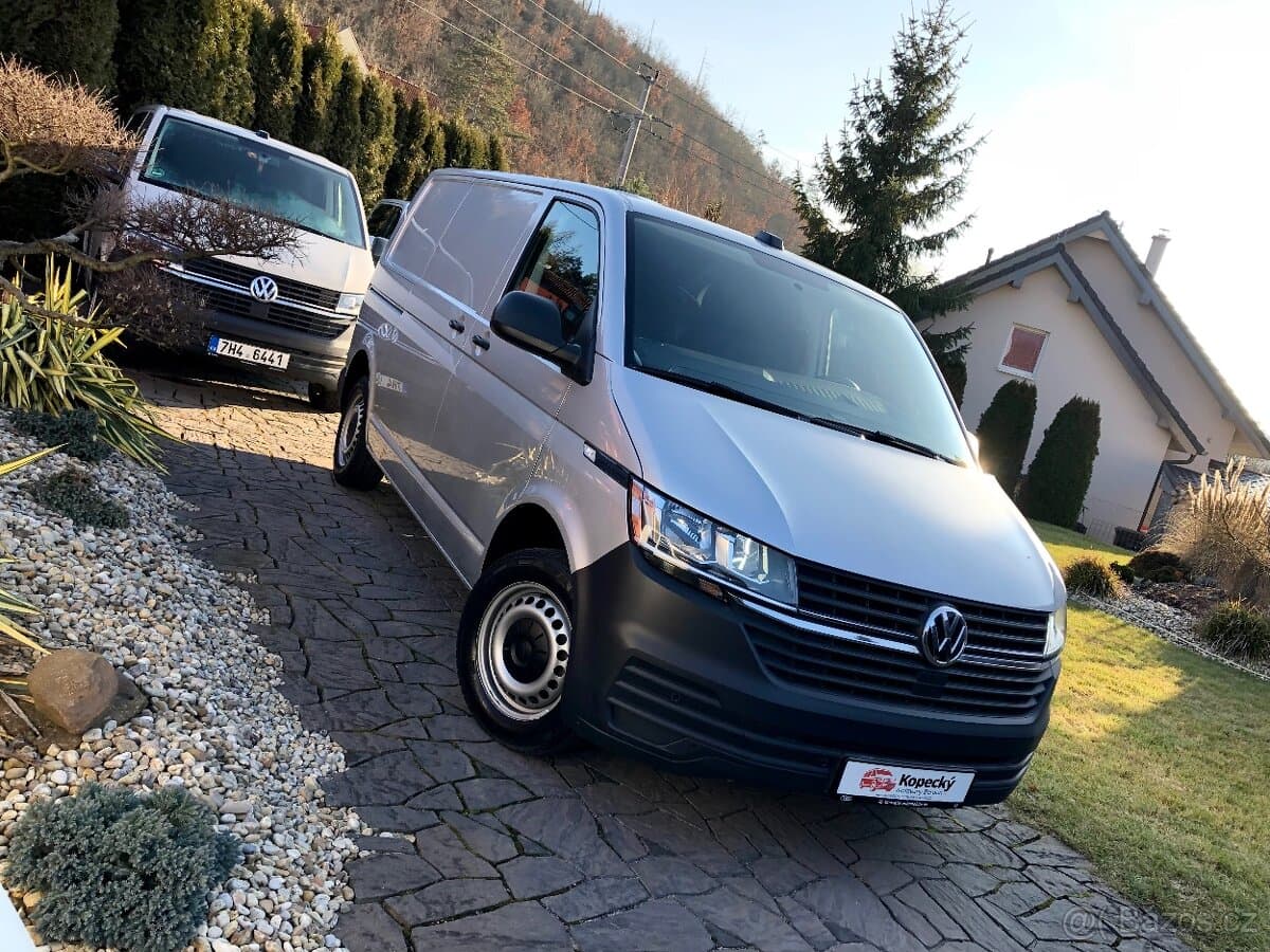 VW Transporter T6.1 DPH 156 tis. km Barva Silber Multivan