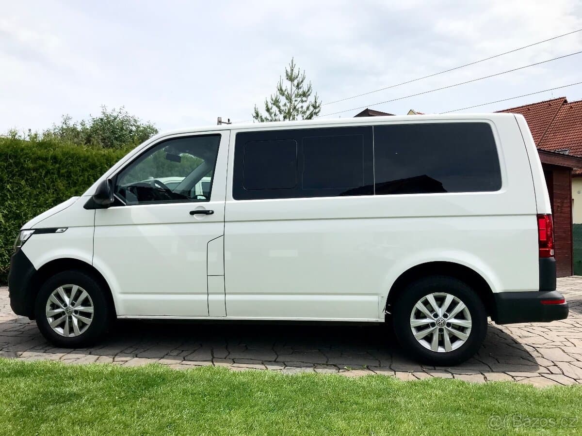 VW Transporter T6.1 DSG 2020 Historie VW barva weis Multivan