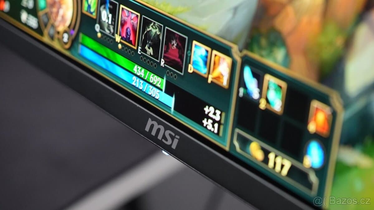 4K OLED 27" monitor MSI - výborný stav, záruka