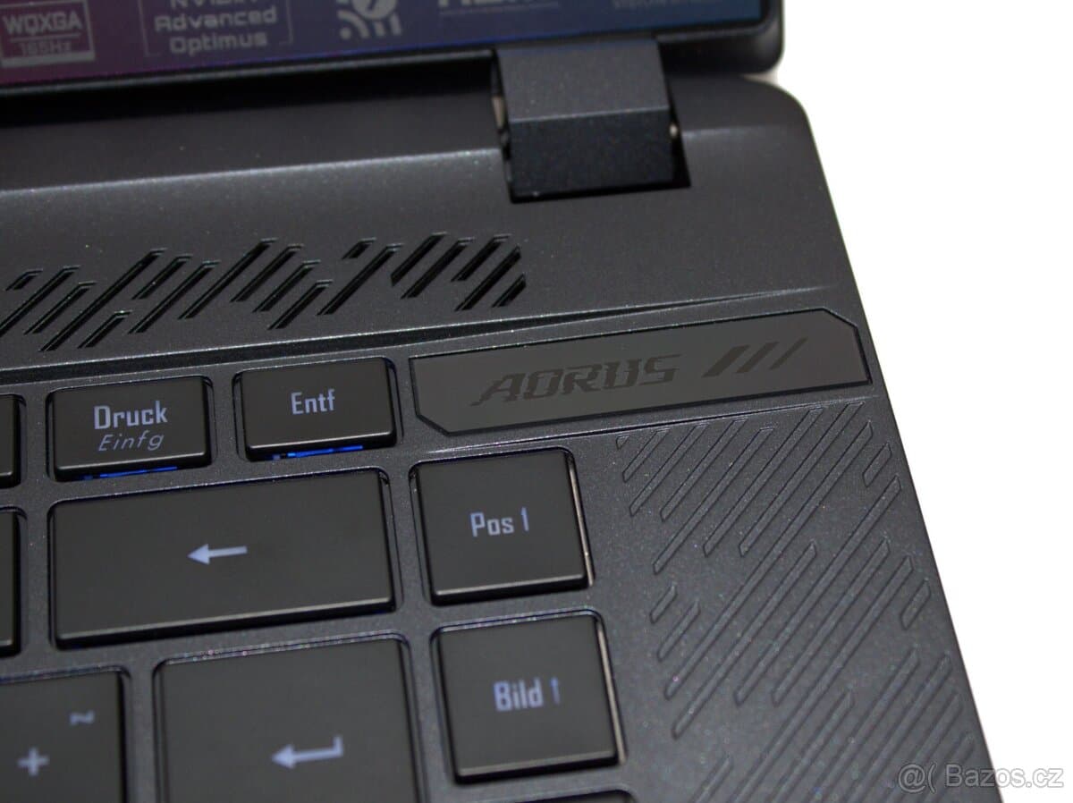 herní notebook AORUS – 14900HX • RTX 4070 • 32GB • 1TB SSD