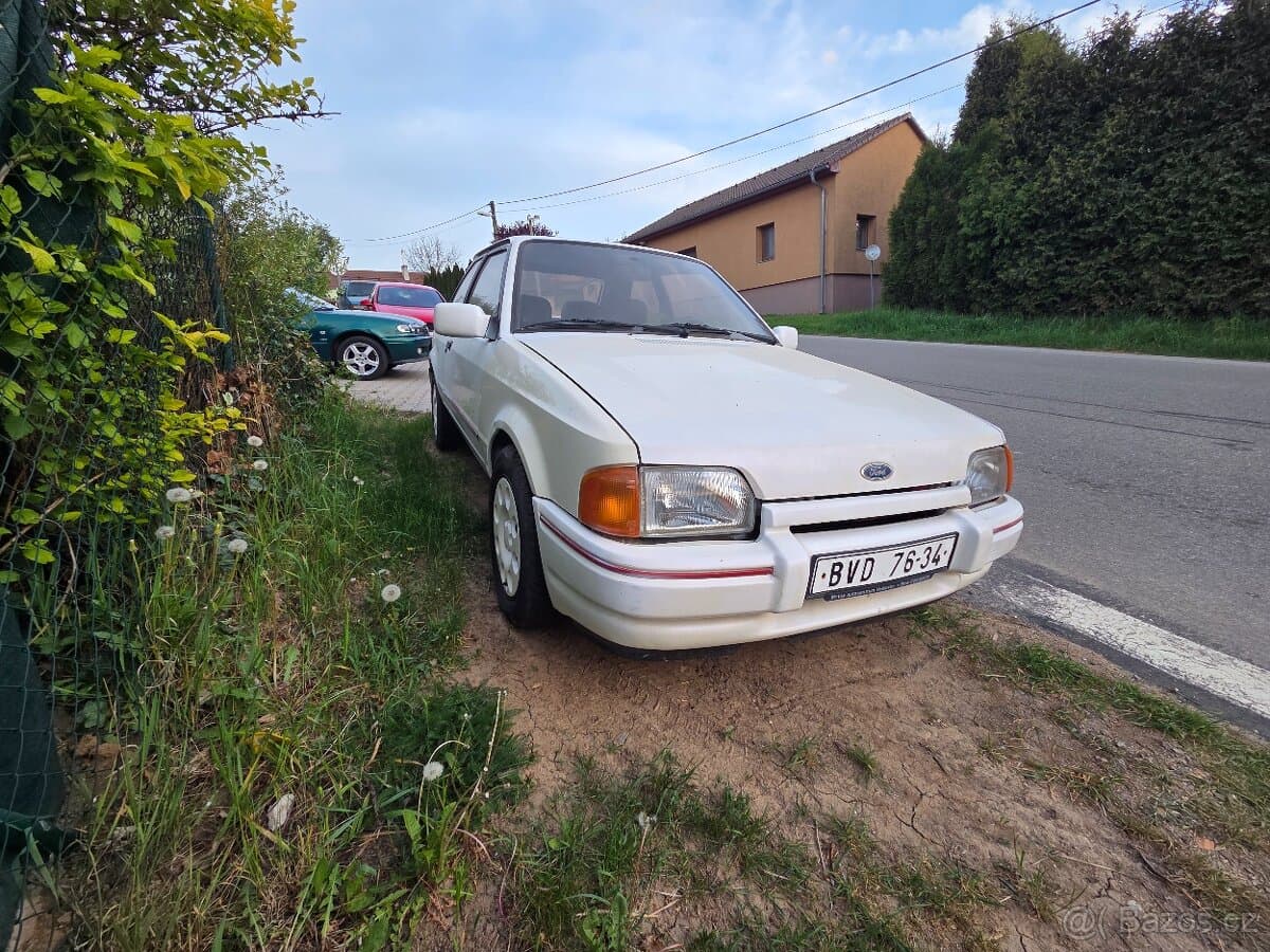 Ford Escort XR3i | 1986 | 1.6i 77 kW | Veteránská testace