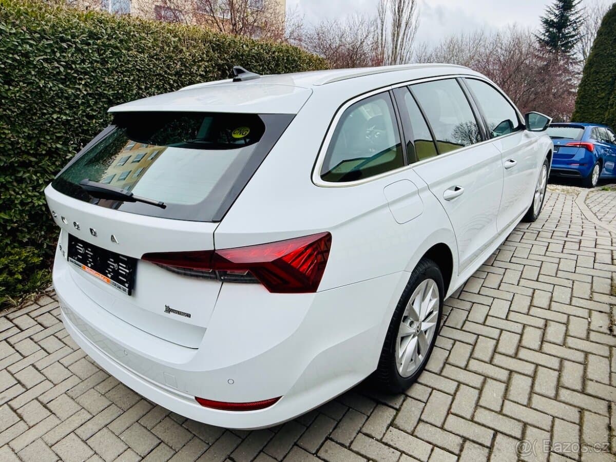 ŠKODA OCTAVIA IV 1,5TSi G-TEC 96kW STYLE DSG Koup.ČR,2022.